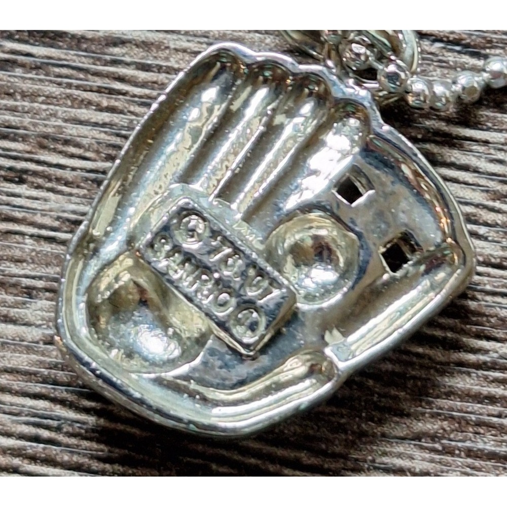 Vtg Sanrio Hello Kitty Necklace Enamel Baseball Glove 1976/1977 - Picture 5 of 6
